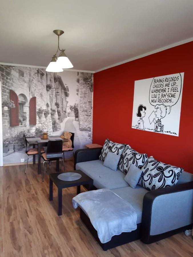 Apartamento Kwadrat Maja Wałbrzych Exterior foto