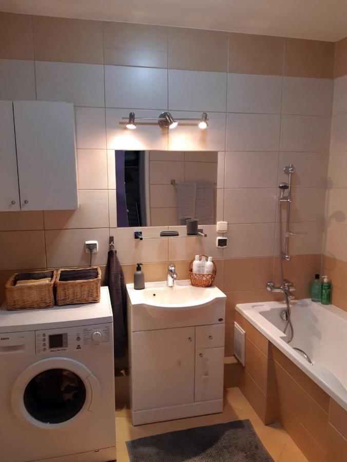 Apartamento Kwadrat Maja Wałbrzych Exterior foto